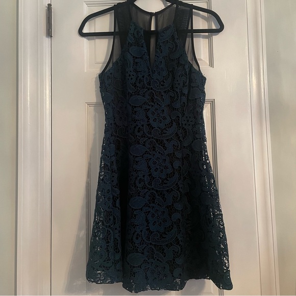 Guess Los Angeles Teal Lace Dress - Picture 2 of 4
